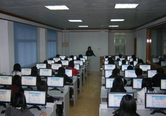 泉州會(huì)計(jì)證考試時(shí)間