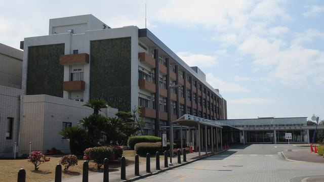 切斯特大學為什么那么多人去讀？