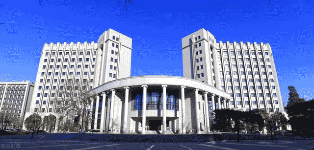 中國人民大學（中外金融碩士項目），免聯考，1年就能拿“雙證”